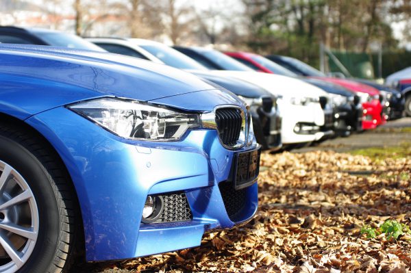 なぜこんなに安いのか？ 現行型激安中古車の不思議！