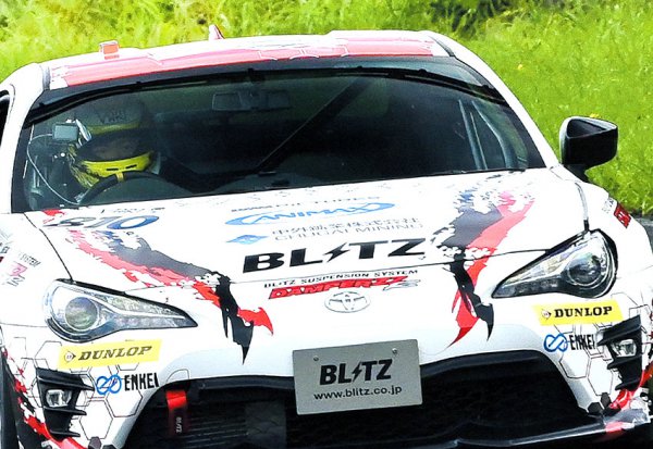 灼熱の中の挑戦!! 人気声優レーシングチームVART エビス12時間耐久レース完走!!!