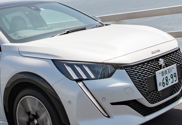 プジョー208GT Lineはいいクルマか!?? クルマのプロが総出でチェック
