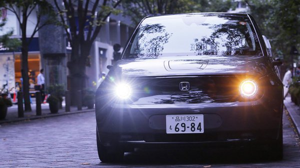 ホンダe試乗で実感 元F1メカニックが電動化への意気込みを実感