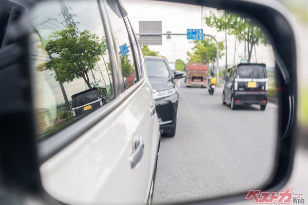 「威嚇グセ」今すぐ直せ!! でなければ教習所に帰れ!! 知らないとヤバい妨害運転10項目