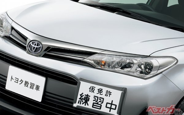 そろそろ変えても……なぜ教習車はセダンが当たり前なのか