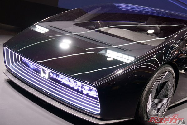 背面タイヤじゃないの!?　電気版Gクラスの工夫が衝撃!!　次のホンダ高級サルーンも鬼ヤバなデキだぜ