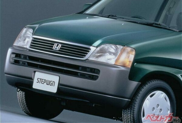 【珍事】極上モノは150万円だと！　初代ステップワゴンの中古車が爆上がりしてるのはいったいなぜ!!!!