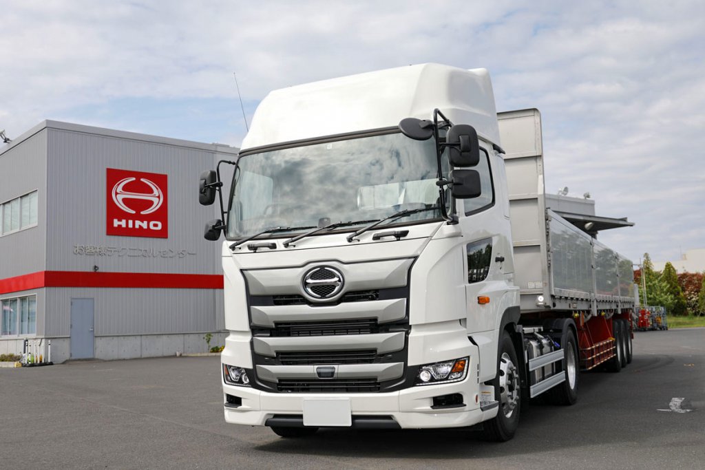 日野自動車、大型トラック・バスと建機用エンジン約2万2900台をリコール
